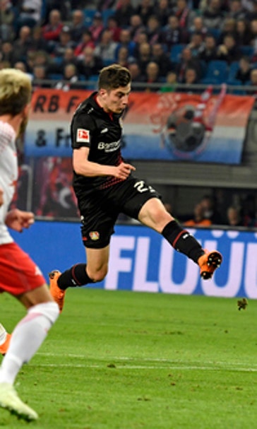 Leverkusen beats Leipzig 4-1 in showdown for Champs League